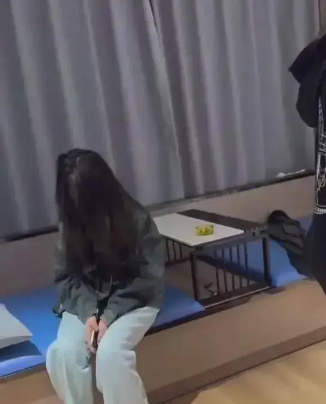宾馆捉小三在床事件，意外邂逅引发争议风波