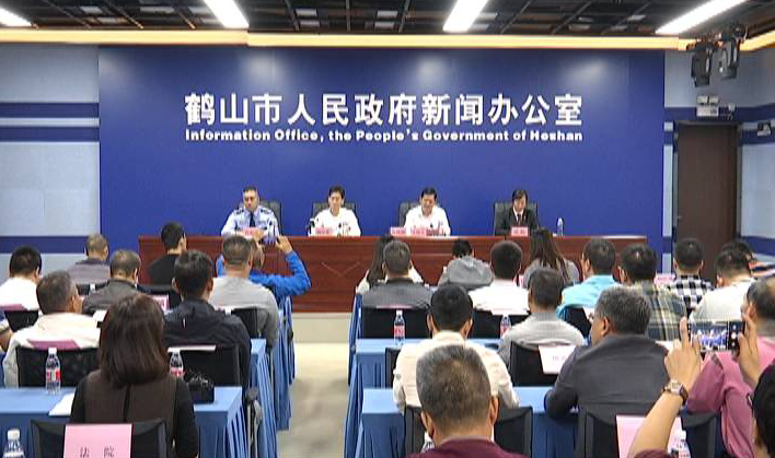 鹤山在线今日聚焦，城市角落的温馨日常最新新闻