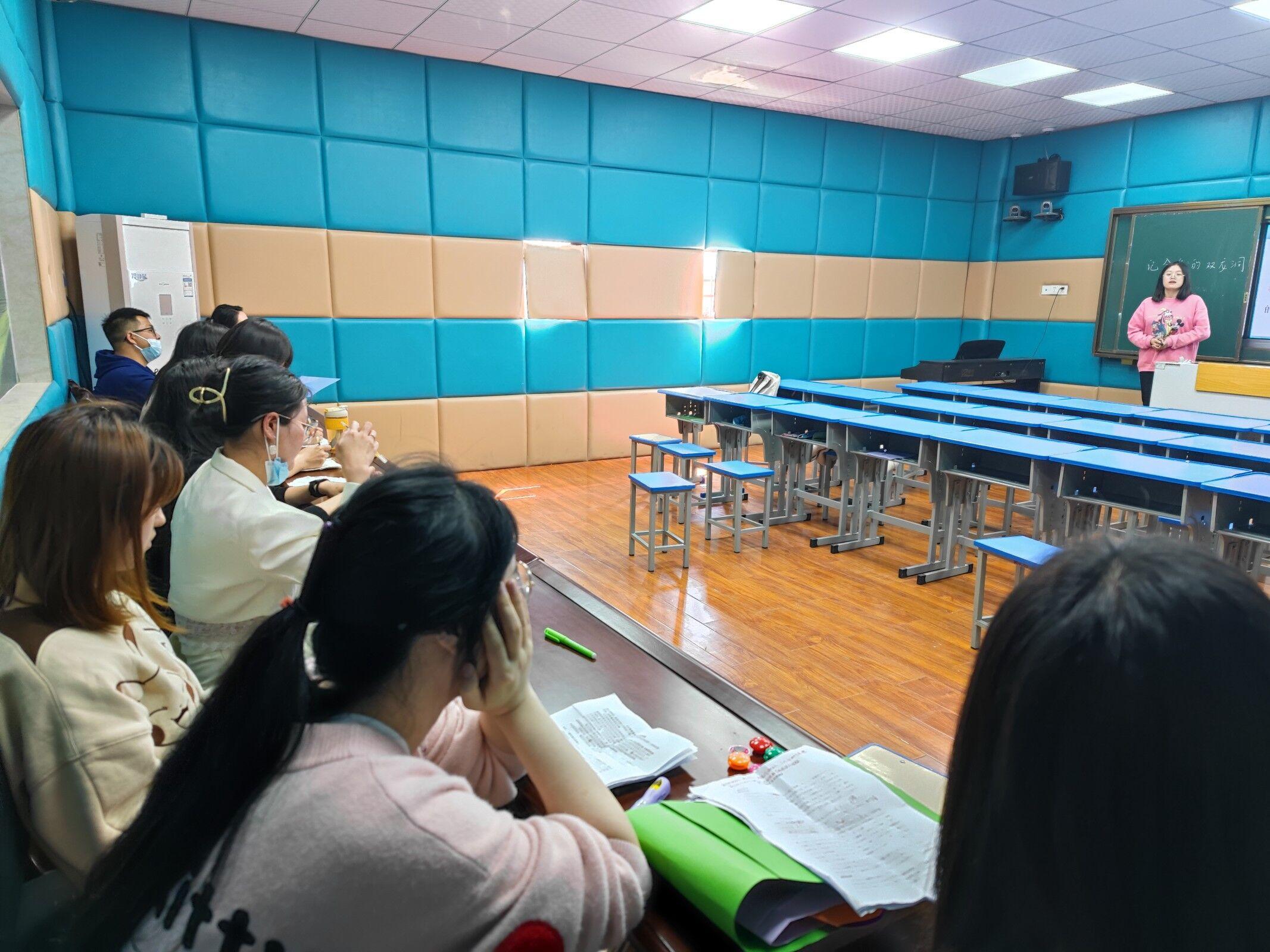最新小学语文说课视频，自然美景的探索之旅