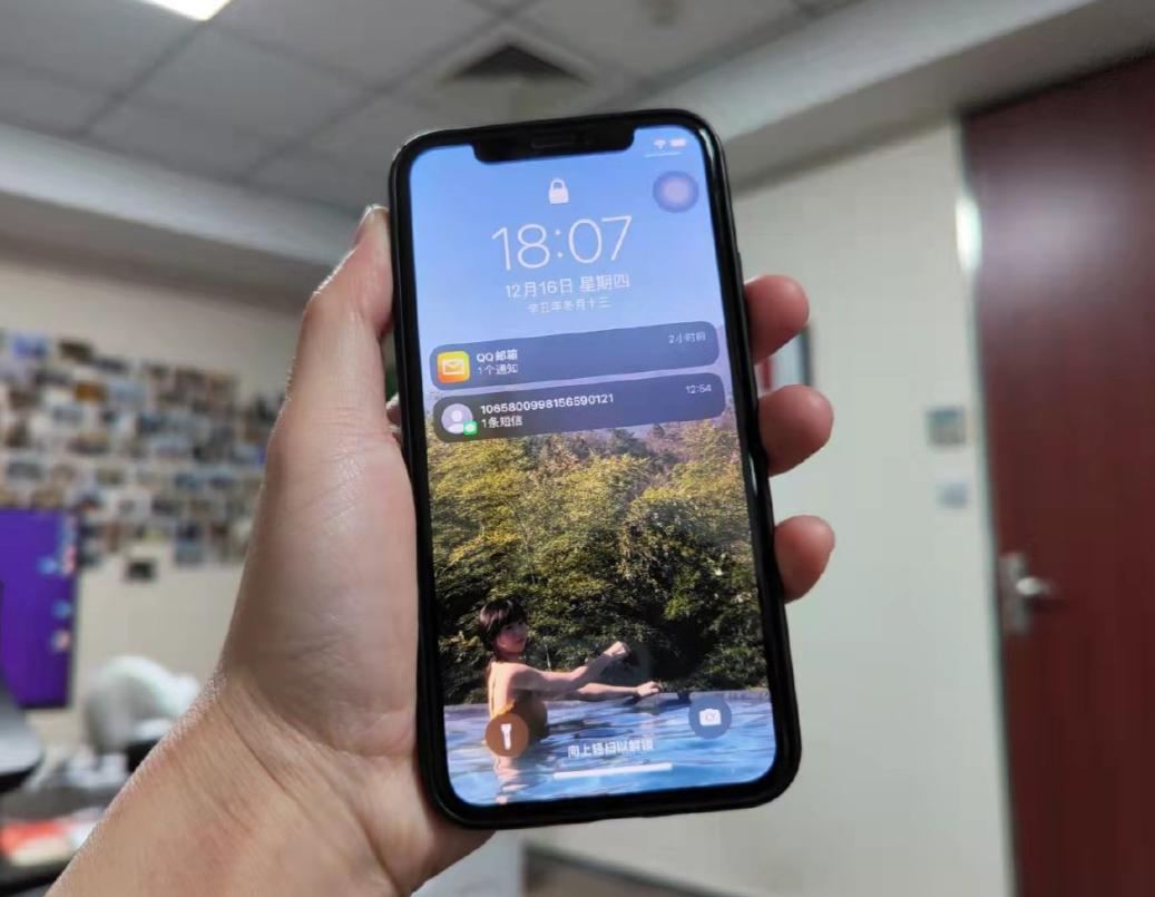iphone8最新谍照,iPhone 8最新谍照，科技巅峰之作，生活变革之器