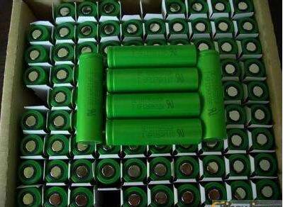 最新电池市场动态解析，行情指南与趋势利用策略