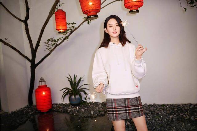赵丽颖最新路透照，时尚潮流与影视动态的焦点关注