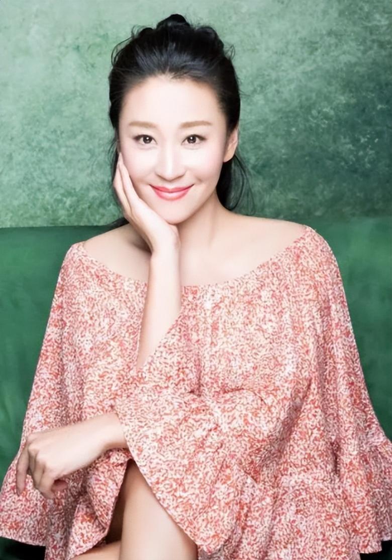 演员苖圃，演艺之路的闪耀之星