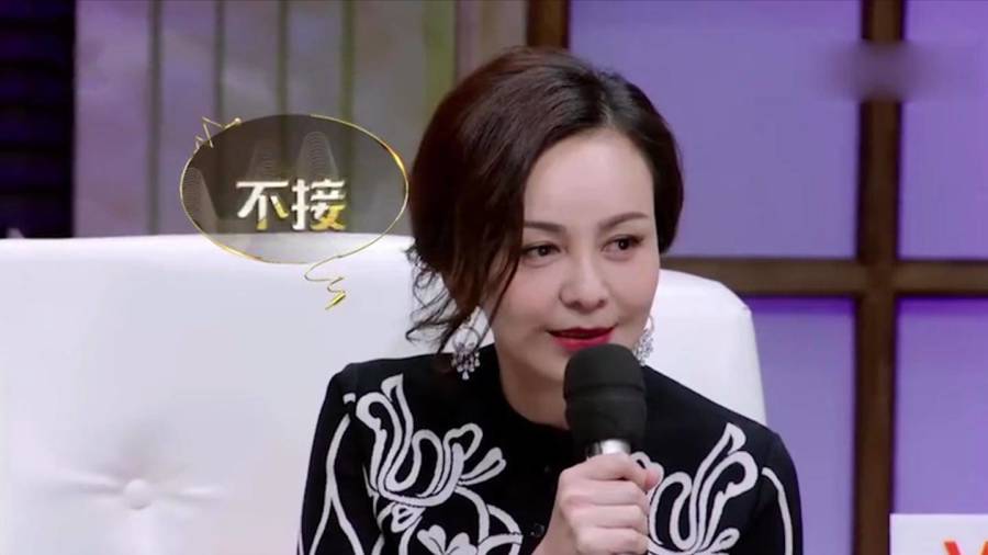 大学生小杰的追星日常，明星崇拜的温馨之旅