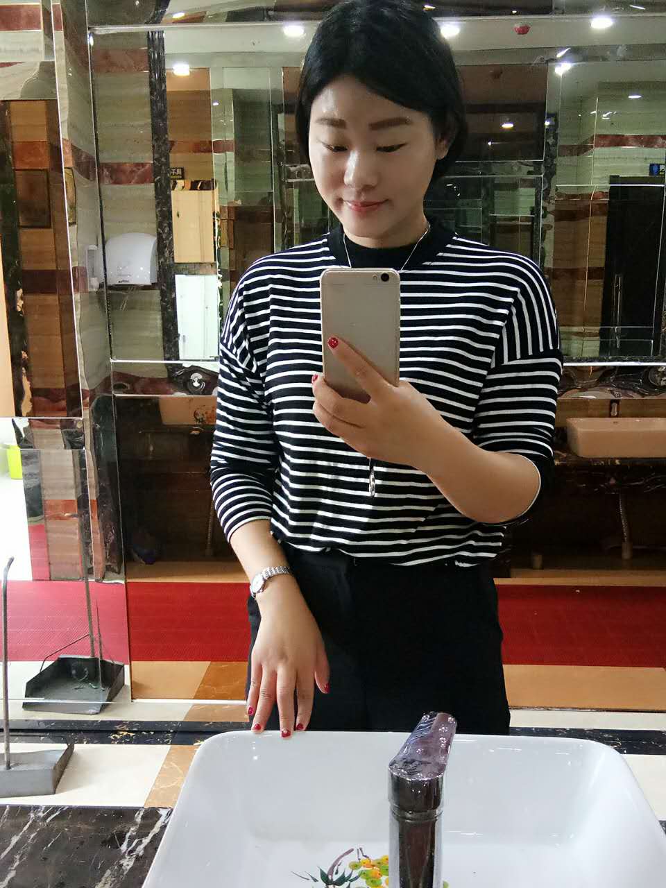 朱珊珊演员,朱珊珊演员，如何成为一名出色的演员——步骤指南