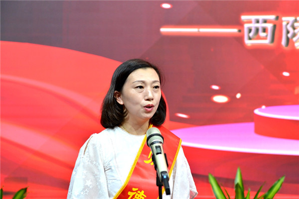 朱芳，演艺之路的闪耀之星