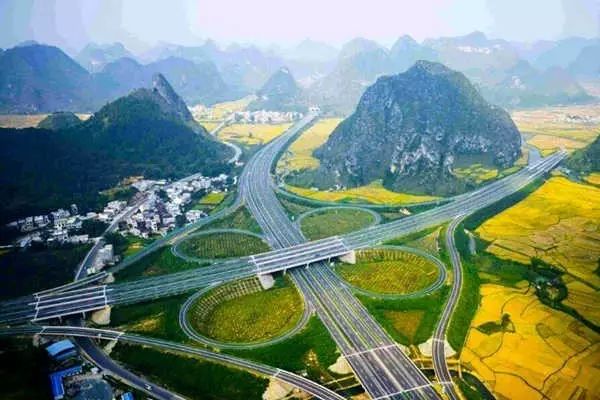 钦州板城公路最新资讯，科技助力，畅行无阻的交通之路
