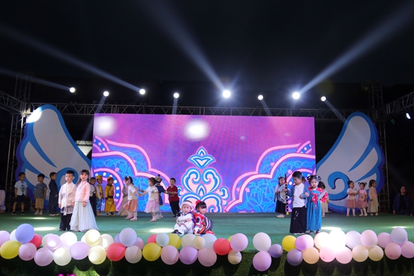幼儿园最新动感舞蹈，活力四溢的童真演绎秀
