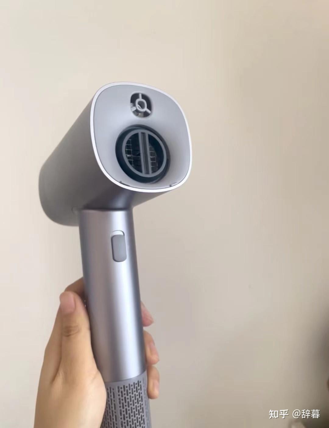 最新款吹风机，自然美景下的心灵之旅体验
