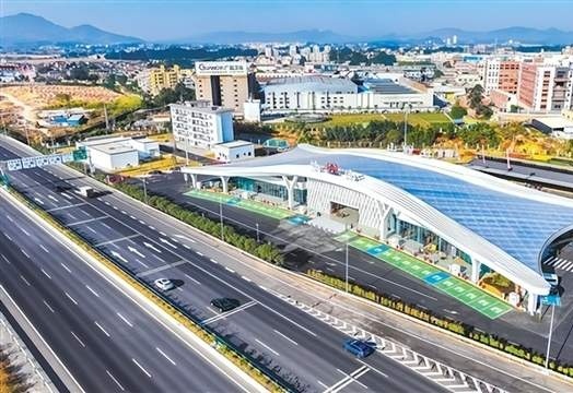 恩平高铁站最新面貌与小巷独特风味小店的探秘之旅