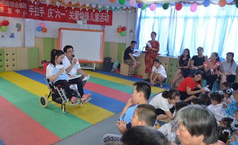 最新快乐星猫舞蹈视频，自然美景探险之旅，发现内心的平静