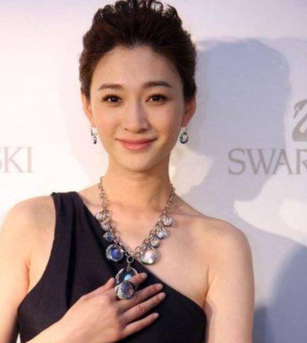李小冉怀孕最新消息与巷弄深处的特色小店探秘揭秘